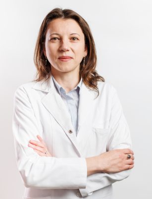 Dr. Piersinaru Corina